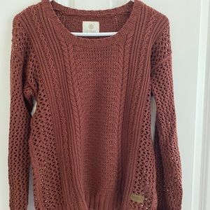 Maroon sweater